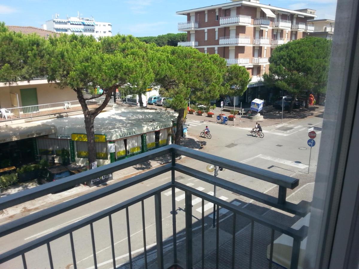 Residence Condominio Roma Eraclea Mare Buitenkant foto