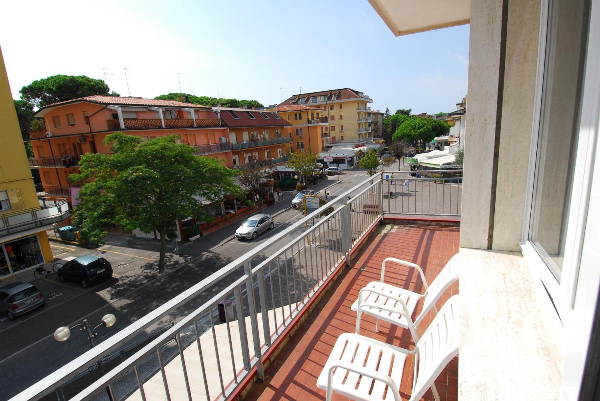 Residence Condominio Roma Eraclea Mare Buitenkant foto