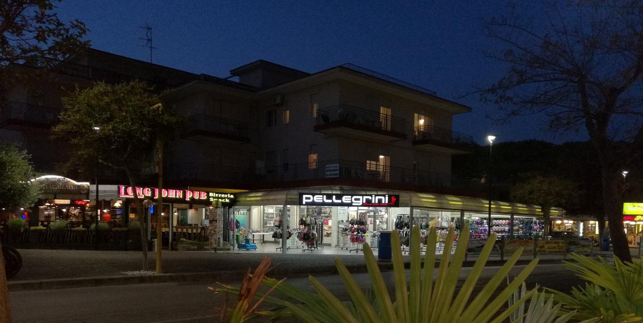 Residence Condominio Roma Eraclea Mare Buitenkant foto